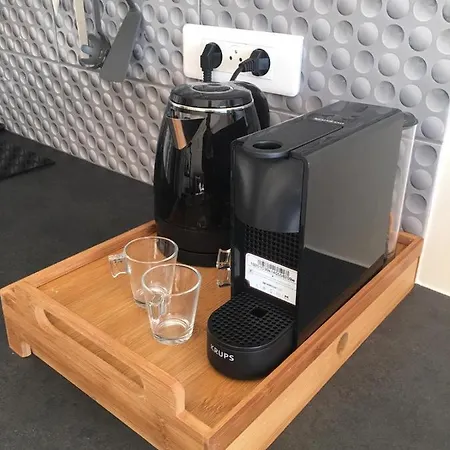 Bord De Mer, Avec Terrasse *