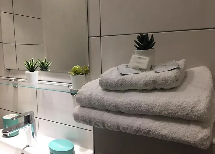 Bord De Mer, Avec Terrasse *