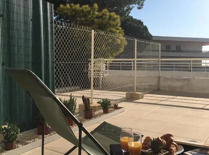 Bord De Mer, Avec Terrasse * Villeneuve-Loubet