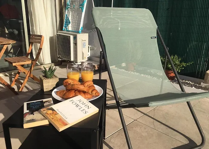 Bord De Mer, Avec Terrasse Villeneuve-Loubet
